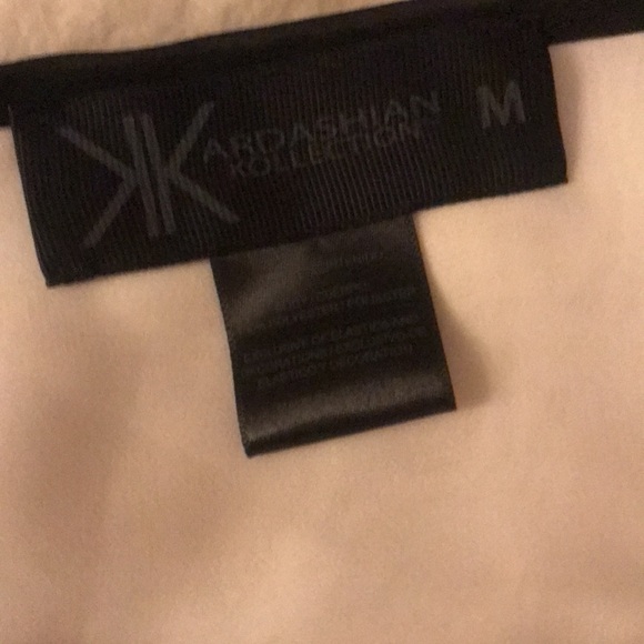 Kardashian Kollection button-down long sleeve fitted blouse - Picture 2 of 2